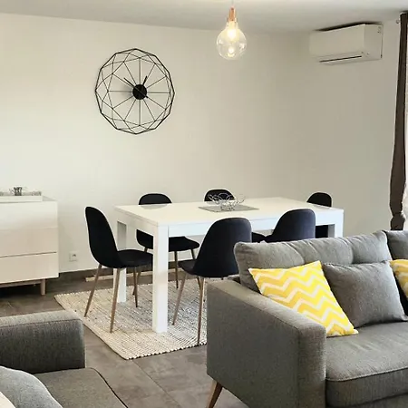 Porto-vecchio 2-bedroom Apartment, Pool Porto-Vecchio (Corsica)